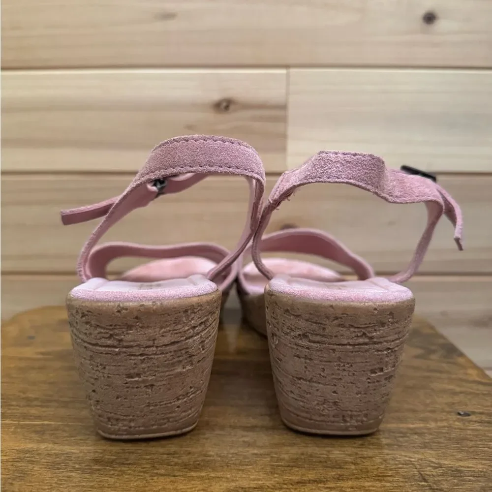 Sundance pink suede